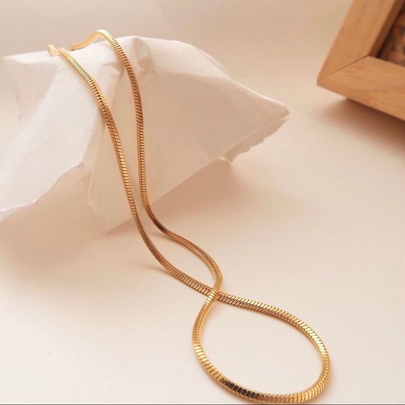 18K Thick Gold Plated Square Herringbone Chain Necklace - Picture 4 of 10